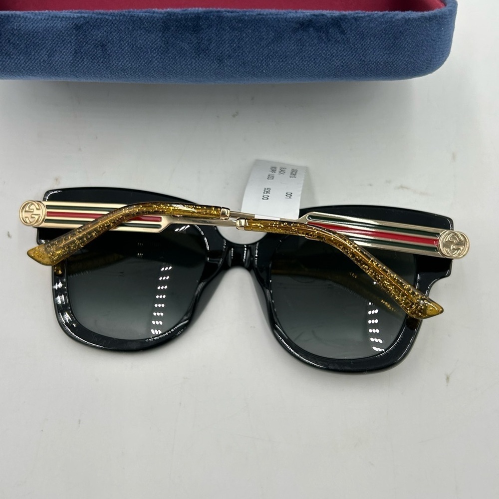 Gucci GG0281S – 001 black acetate frame sunglasses with gray lenses NWT - Picture 4 of 11